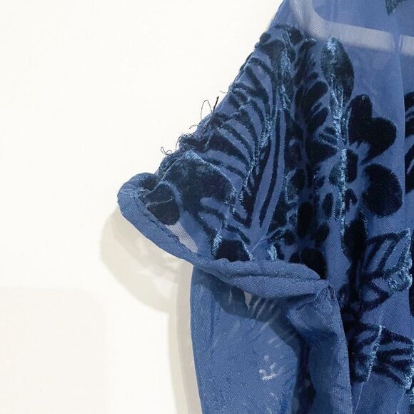Women's Ecote Anora Floral Short Rollup Sleeve Burnout Velvet Button Down Top S - Picture 6 of 11
